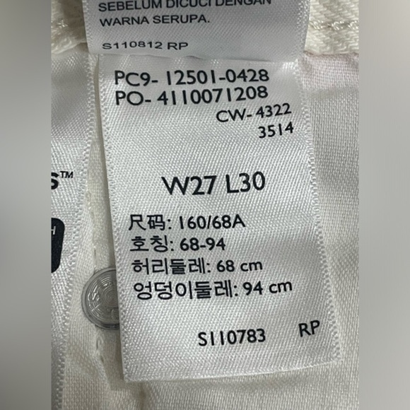 Levi's® 501® Original Women's Jeans, Size 27 x 30 - Picture 12 of 14